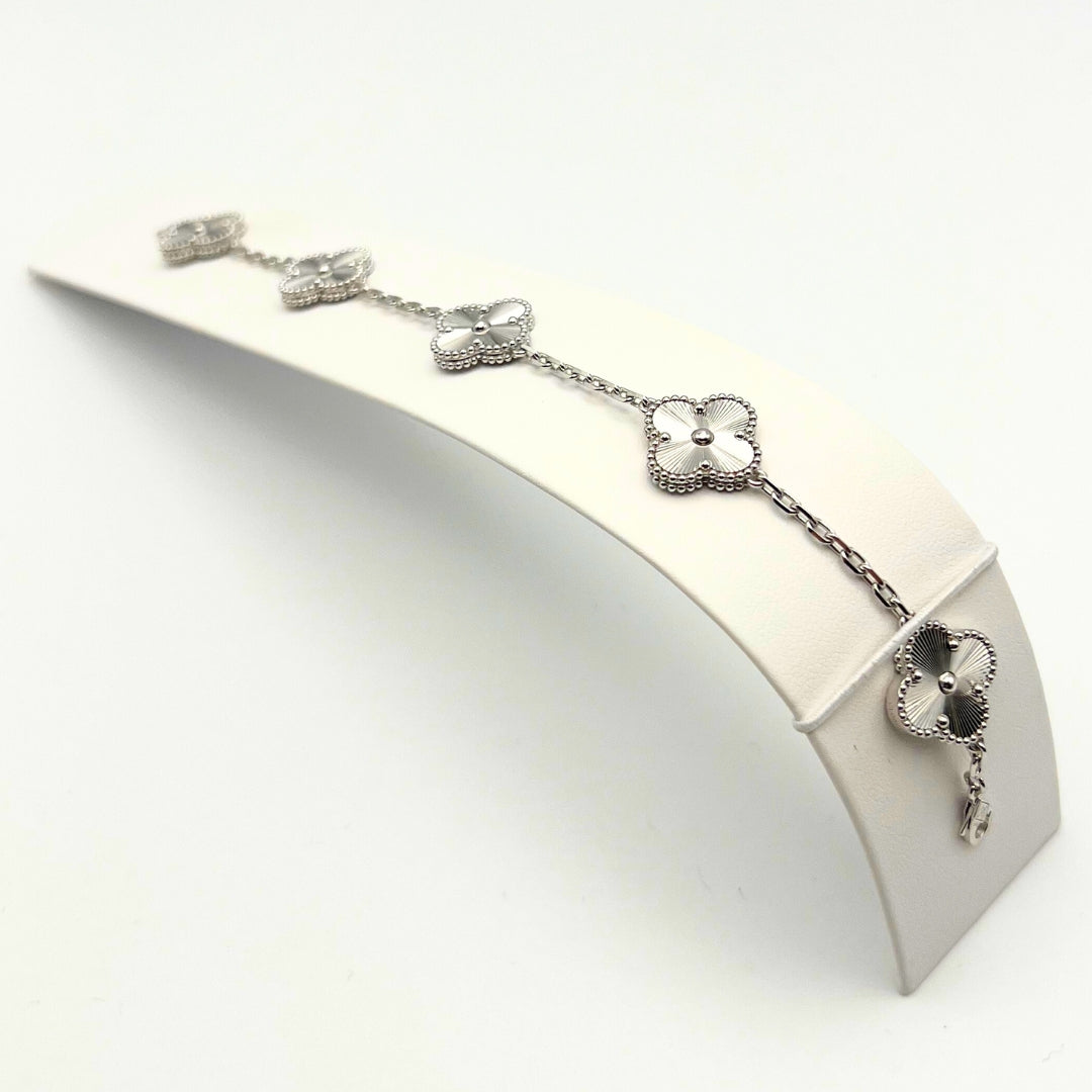 Van Cleef & Arpels Bracelet Alhambra Vintage 5 Motifs Or Blanc 18 Carats