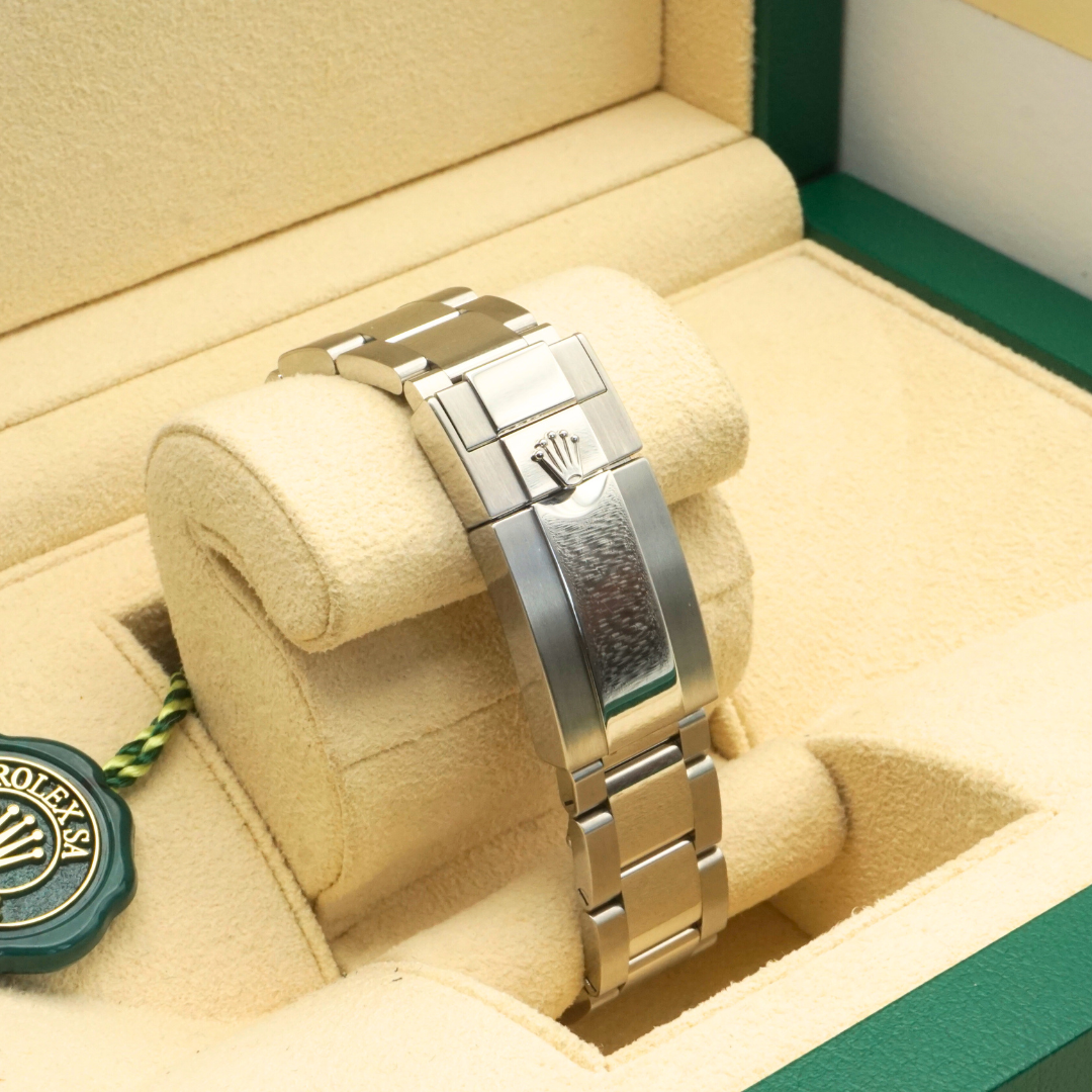 Rolex Cosmograph Daytona 126500LN White Dial Panda 2024