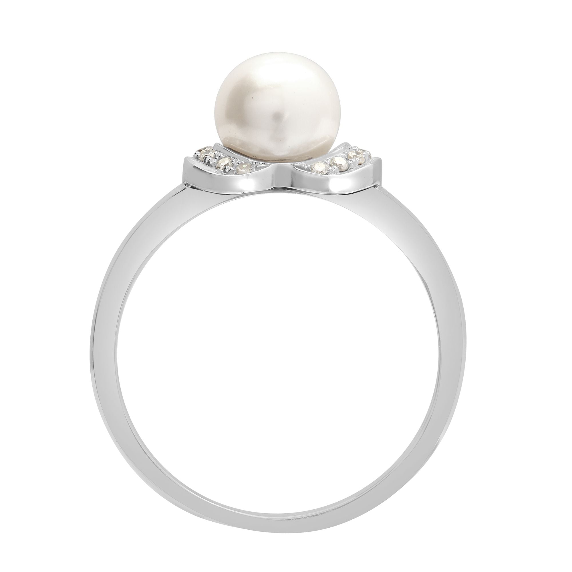 18ct White Gold Natural Diamond And Pearl Ring