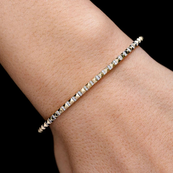 Erkals Jewellers Pointed Square Diamond Flex Bangle Bracelet 18K Gold 0.19ctw