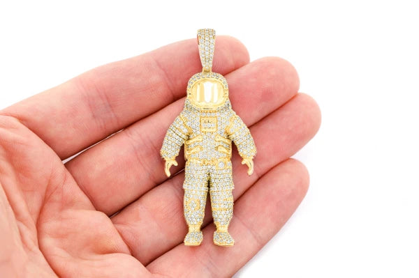 Erkals Jewellers Astronaut Diamond Pendant 18K Gold 4.25ctw