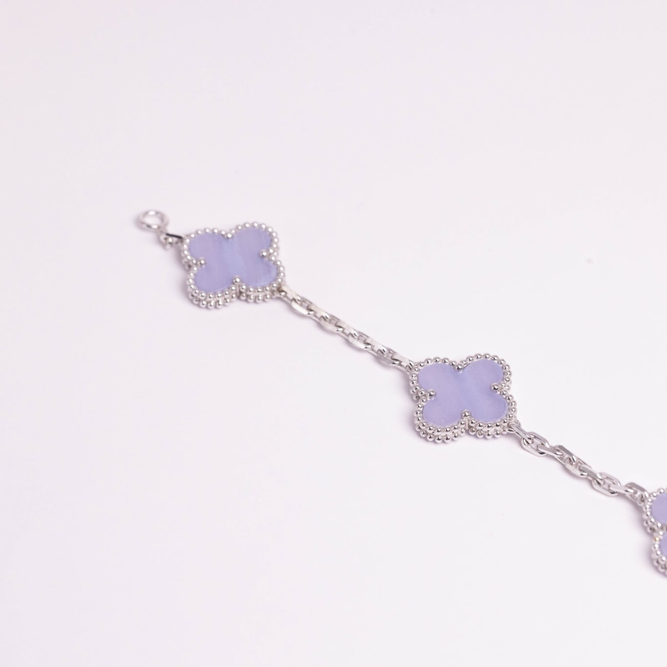 Van Cleef & Arpels Pulsera Vintage Alhambra 5 Motivos Calcedonia Oro blanco de 18 quilates