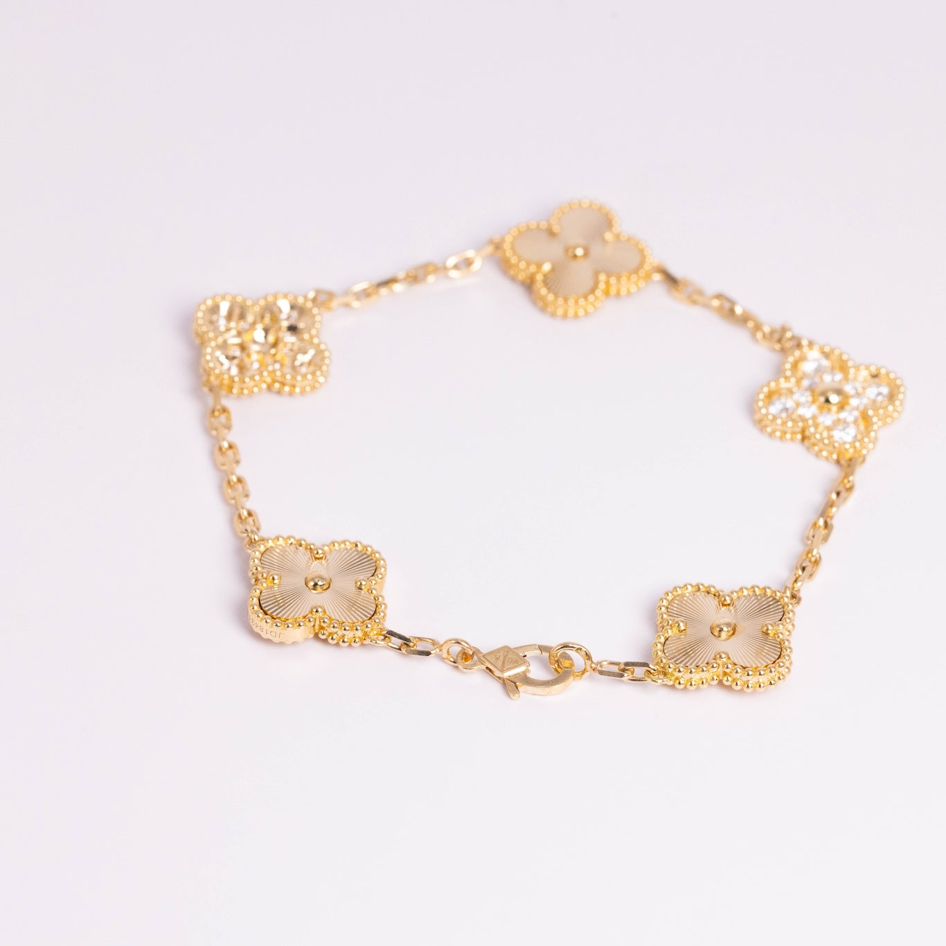 Van Cleef & Arpels Vintage Alhambra Bracelet 5 Motifs Diamonds 18K Yellow Gold