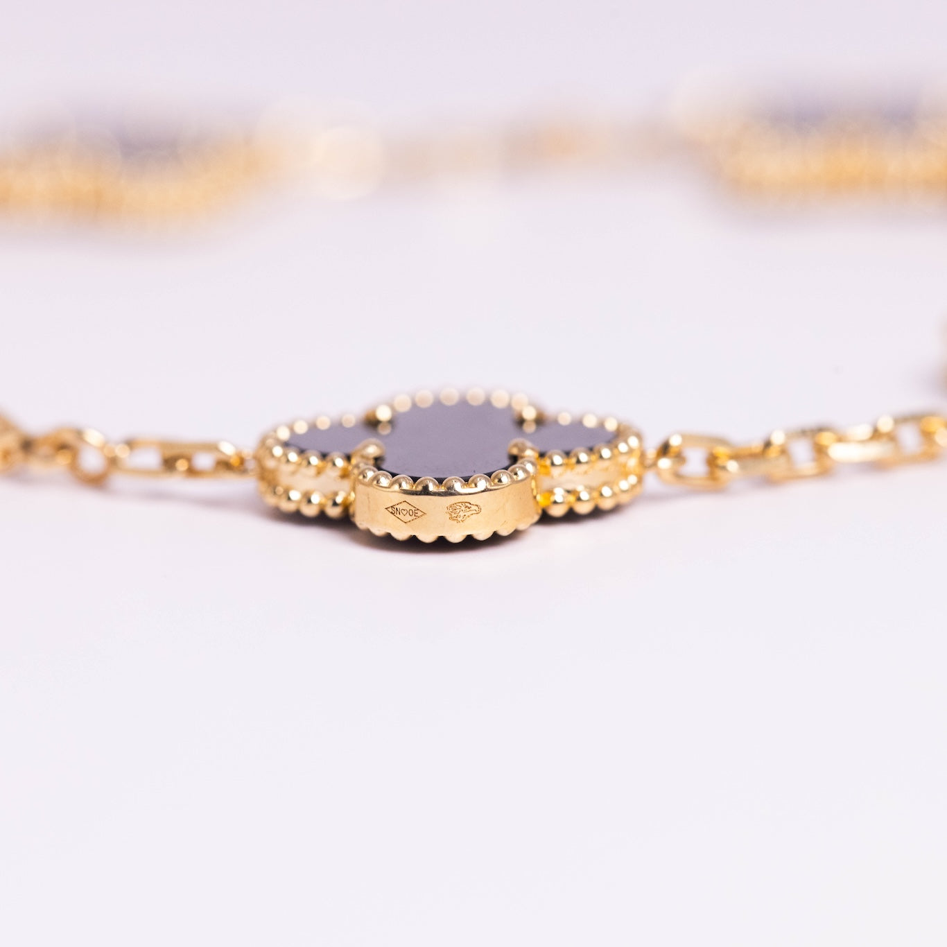 Van Cleef & Arpels Pulsera Vintage Alhambra 5 Motivos Ónix Oro amarillo de 18 quilates