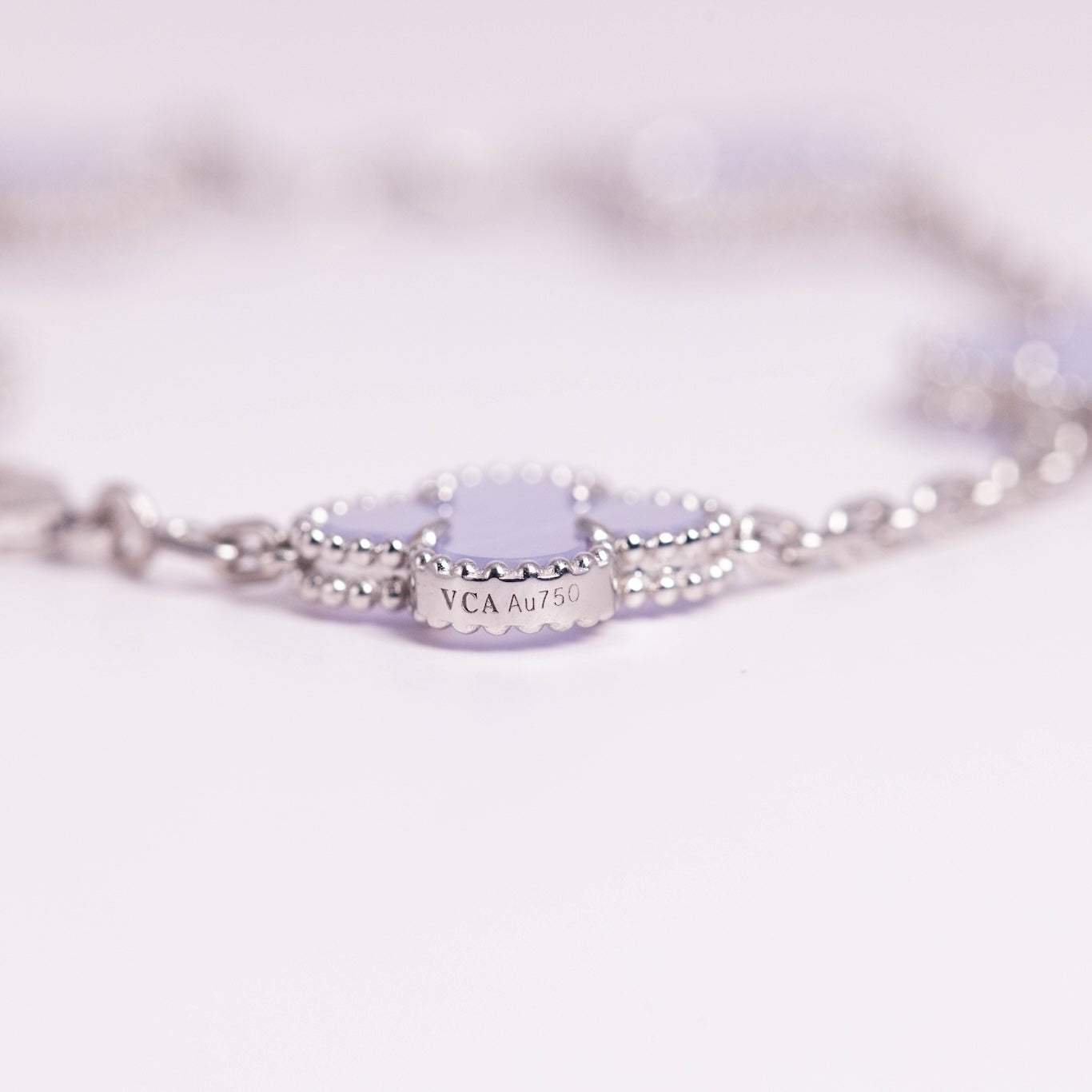 Van Cleef & Arpels Pulsera Vintage Alhambra 5 Motivos Calcedonia Oro blanco de 18 quilates