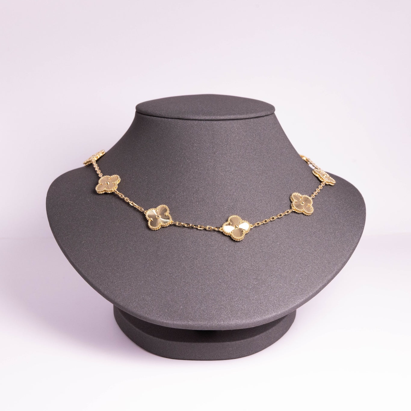 Van Cleef & Arpels Vintage Alhambra Necklace 10 Motifs 18K Yellow Gold