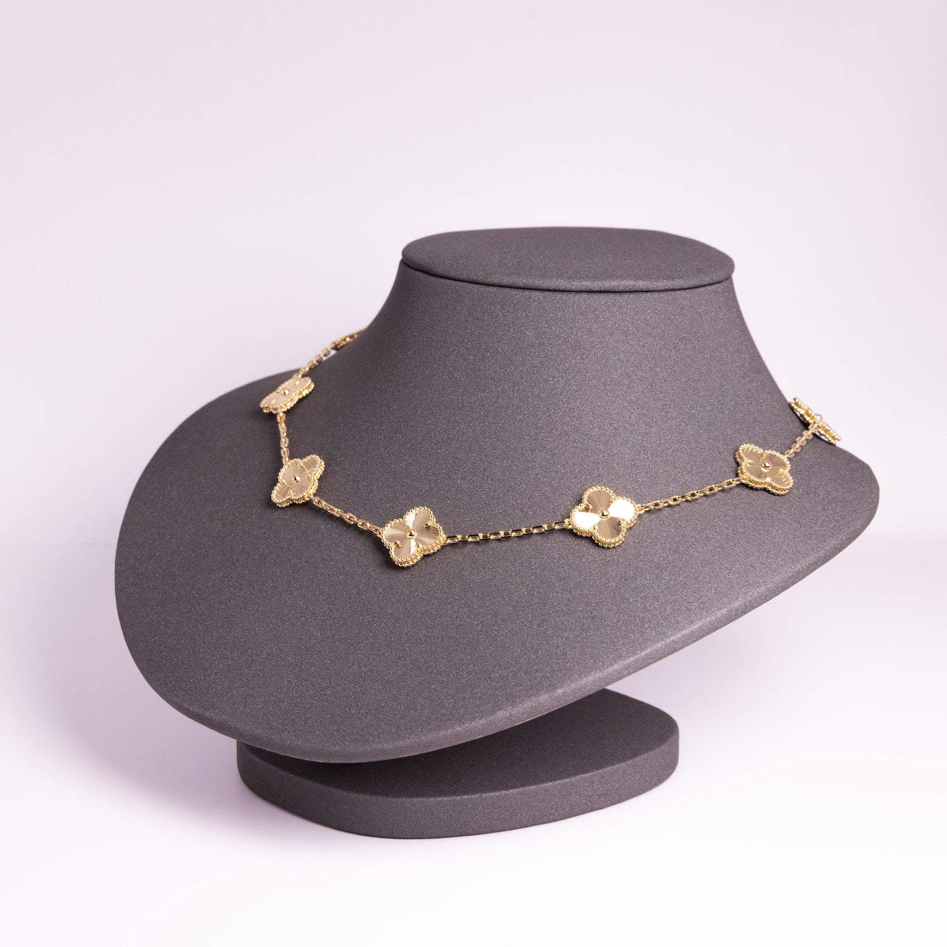 Van Cleef & Arpels Vintage Alhambra Necklace 10 Motifs 18K Yellow Gold