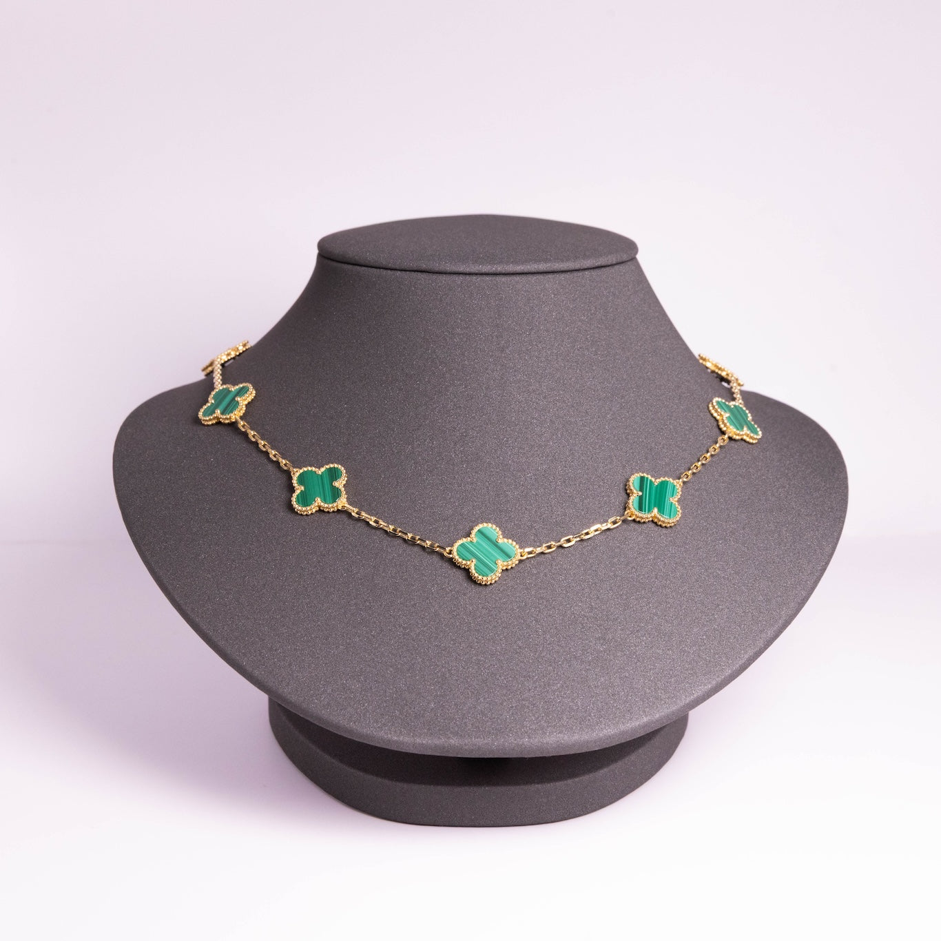 Van Cleef & Arpels Vintage Alhambra Necklace 10 Motifs Malachite 18K Yellow Gold