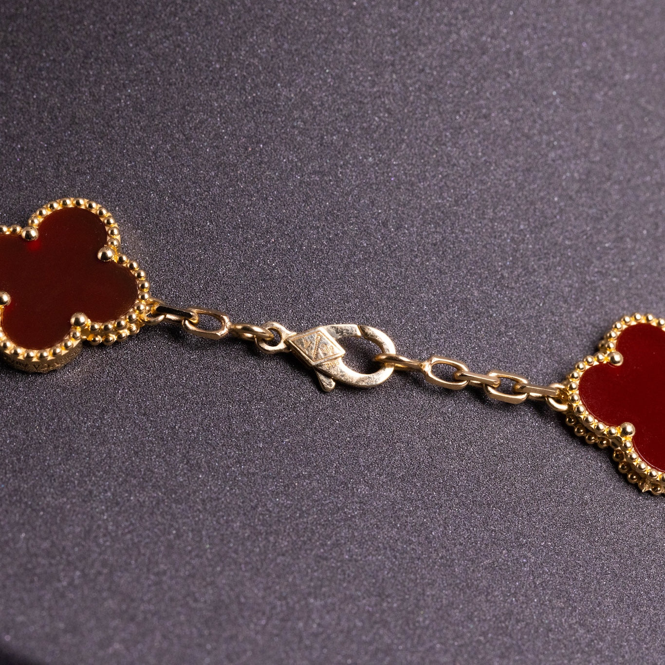 Van Cleef & Arpels Vintage Alhambra Necklace 10 Motifs Carnelian 18K Yellow Gold