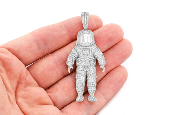 Erkals Jewellers Astronaut Diamond Pendant 18K Gold 4.25ctw