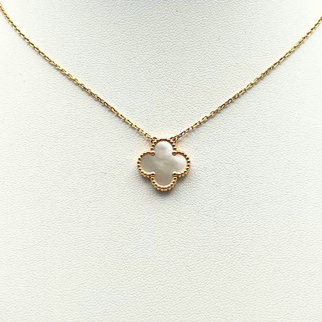 Van Cleef & Arpels Vintage Alhambra Pendant Mother-Of-Pearl 18K Yellow Gold