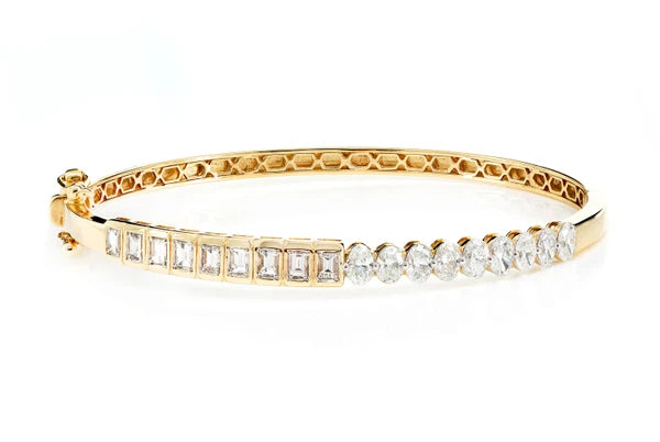 Erkals Jewellers Bezel Set Baguette And Oval Diamond Bangle Bracelet 18K Gold 1.85ctw