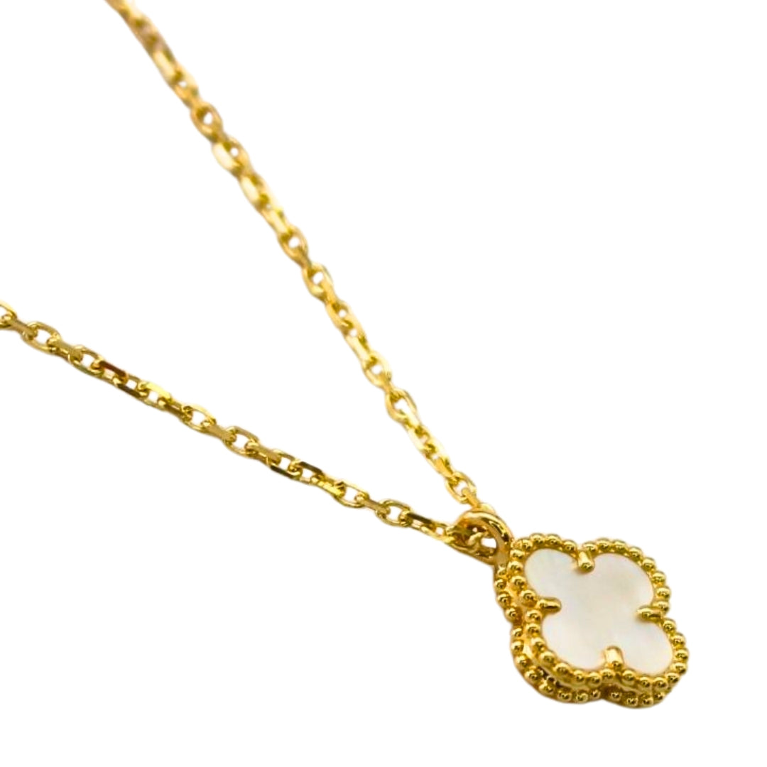 Van Cleef & Arpels Sweet Alhambra Pendant Mother-Of-Pearl 18K Yellow Gold