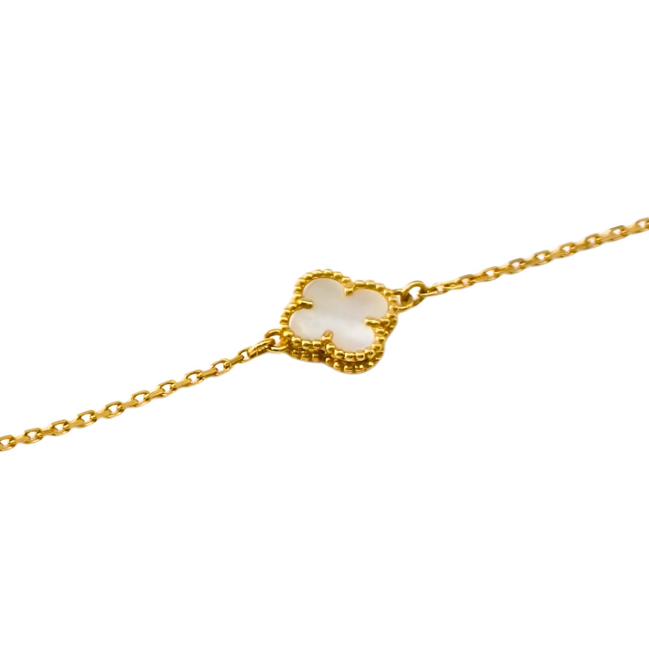 Van Cleef & Arpels Bracelet Sweet Alhambra 1 motif nacre or jaune 18 carats