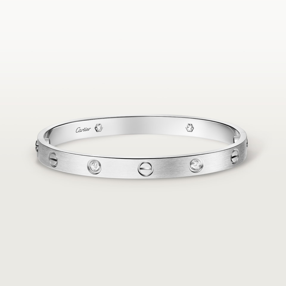 Cartier LOVE Bracelet Classic Model 4 Diamonds White Gold