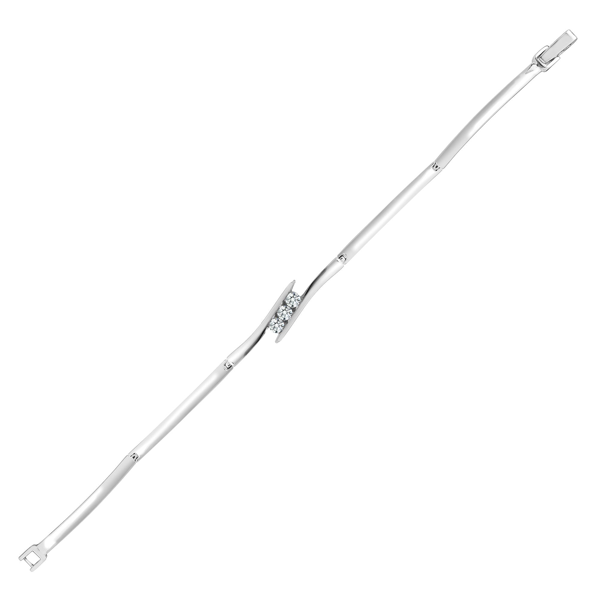 9B019 | 9ct White Gold Natural Diamond Bracelet