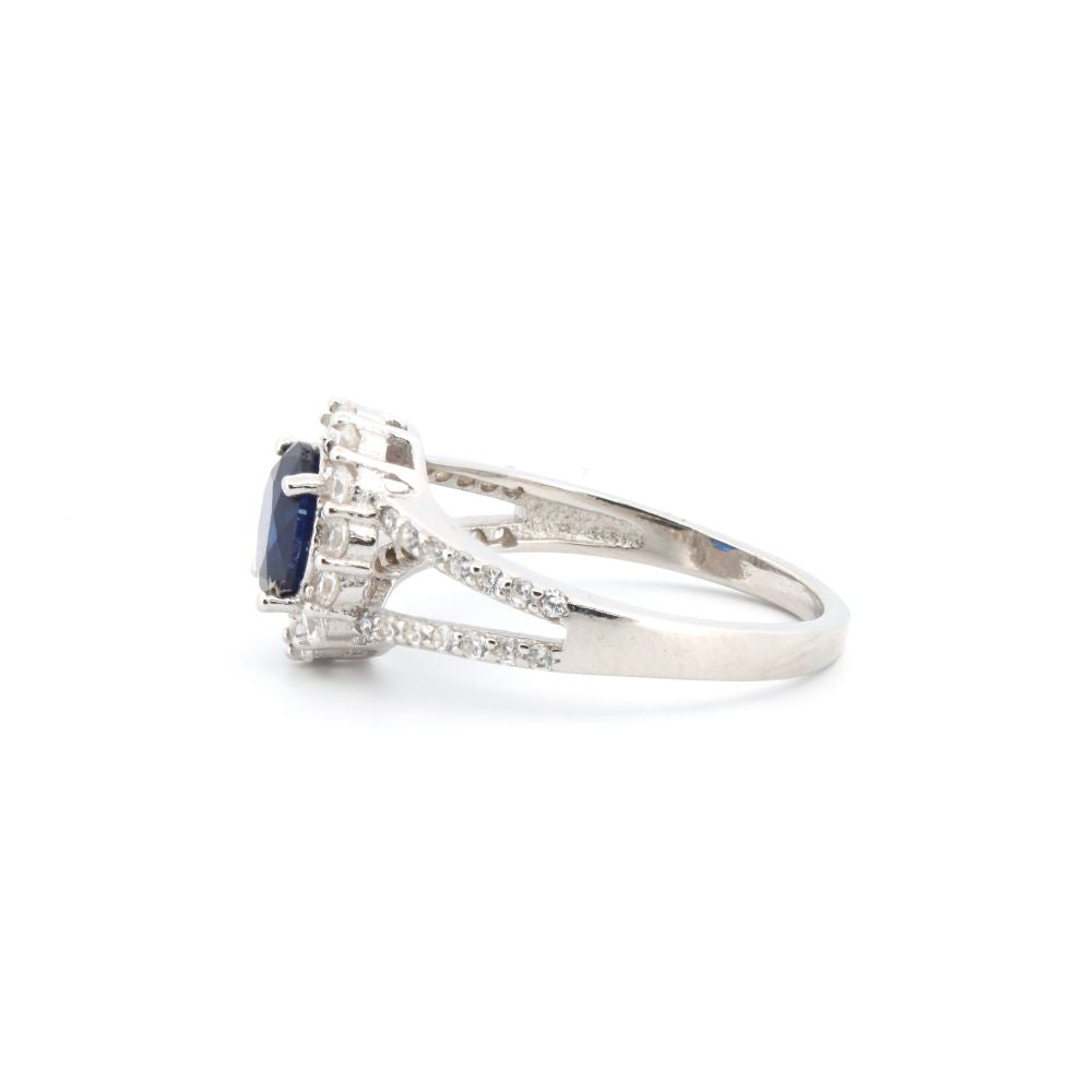 925 Silver Rhodium Cubic Zirconia Set Round Cluster Sapphire Centre