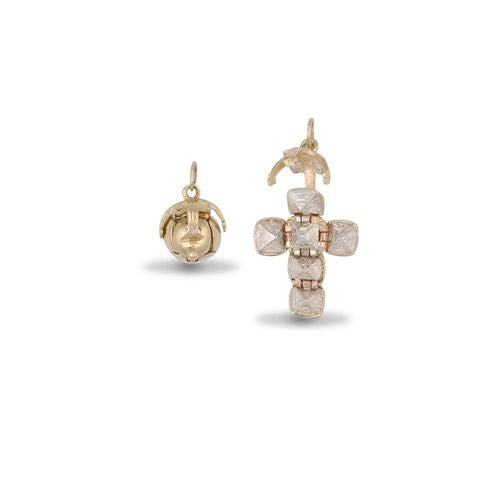 9ct Yellow Gold Masonic Ball - Silver interior