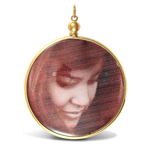 Picture Frame Pendant - Plastic Casing & 9ct Fittings