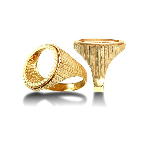 9ct Yellow Gold Half Sovereign Ring