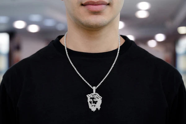 Erkals Jewellers Jesus Stencil Pendant 18K Gold Diamond 1.25ctw
