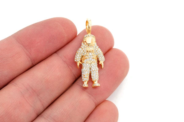 Erkals Jewellers Space Astronaut Pendant 18K Gold Diamond 1.00ctw