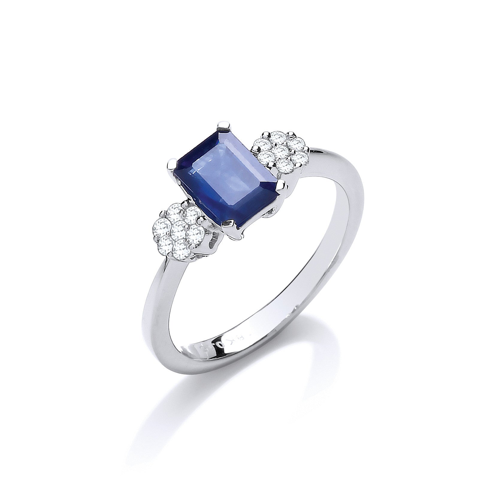 18ct White Gold 0.15ct Diamond & 1.50ct Sapphire Ring - 18ct Gold