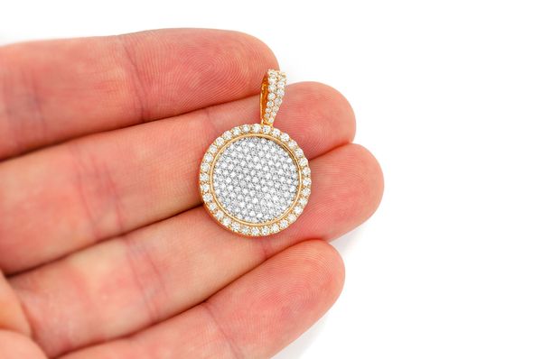 2.00ct Diamond Circle Medallion Pendant 18K Solid Gold