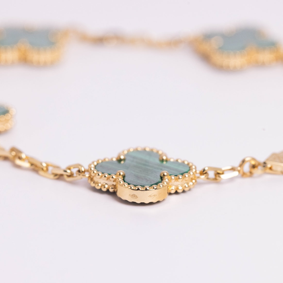 Van Cleef &amp; Arpels Pulsera Vintage Alhambra 5 Motivos Malaquita Oro amarillo de 18 quilates