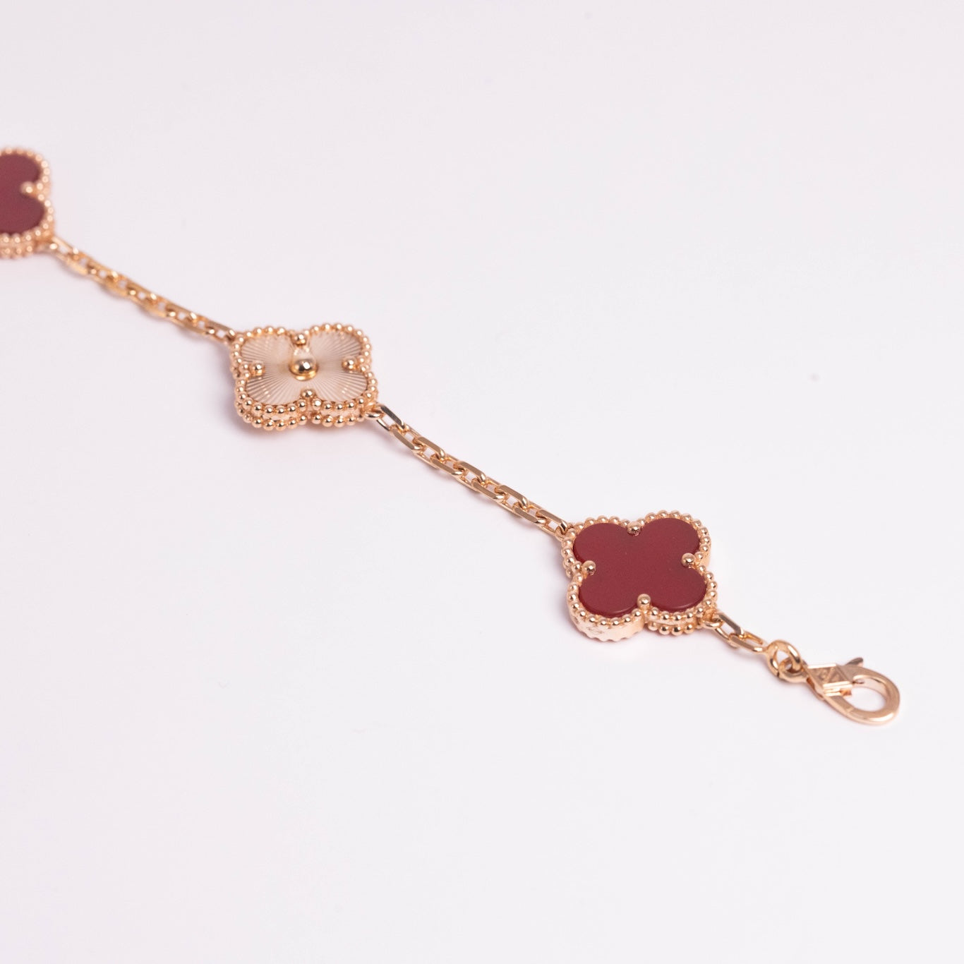 Van Cleef &amp; Arpels Pulsera Alhambra Vintage 5 Motivos Cornalina en oro rosa de 18 quilates