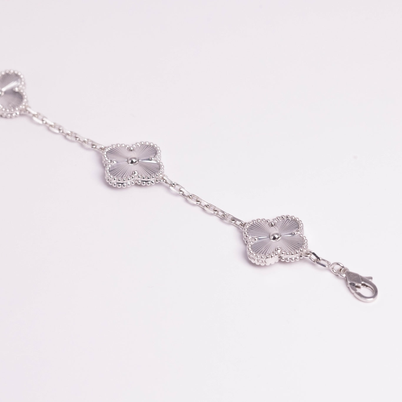 Van Cleef &amp; Arpels Pulsera Vintage Alhambra 5 Motivos Oro blanco de 18 quilates 