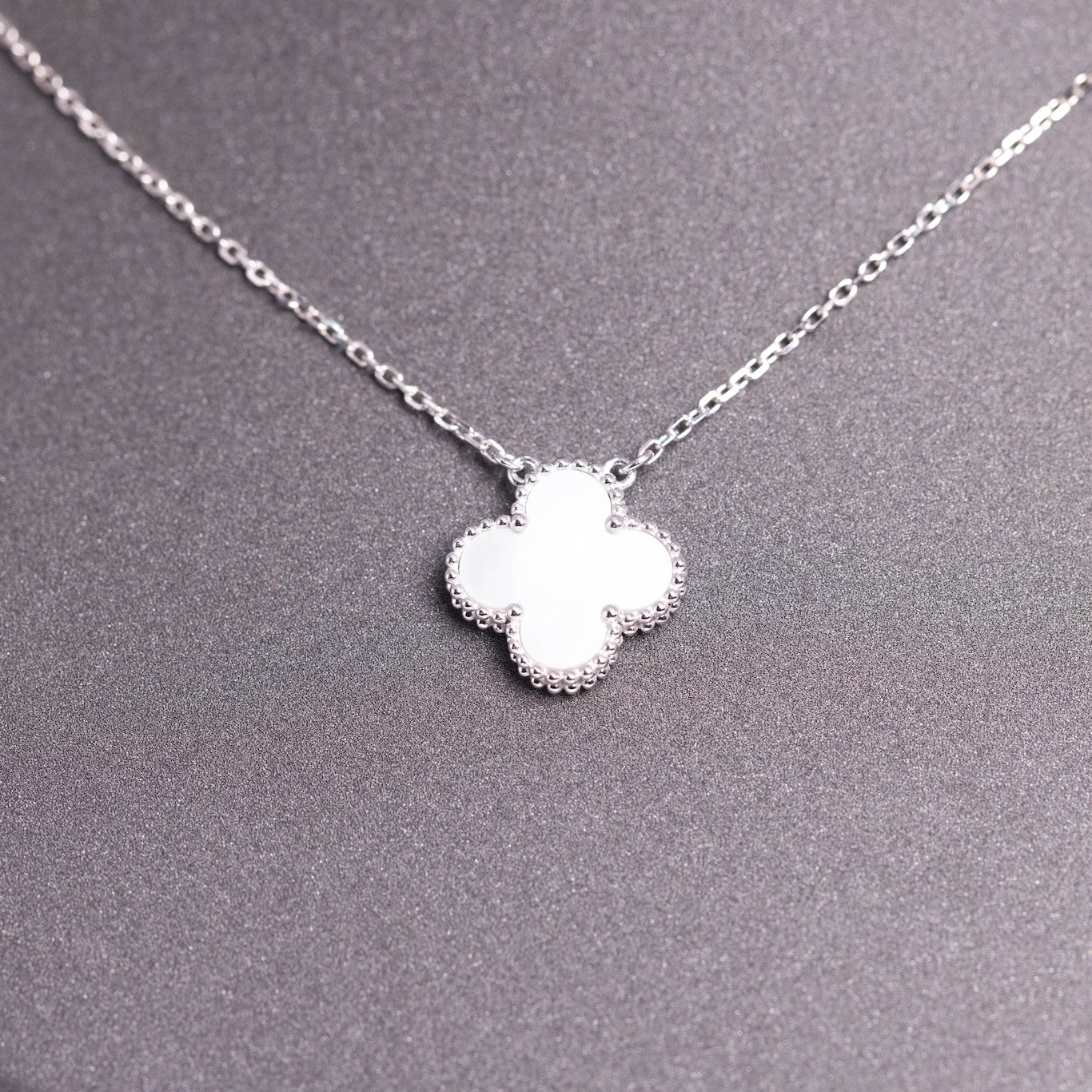 Van Cleef & Arpels Vintage Alhambra Pendant Mother-Of-Pearl 18K White Gold