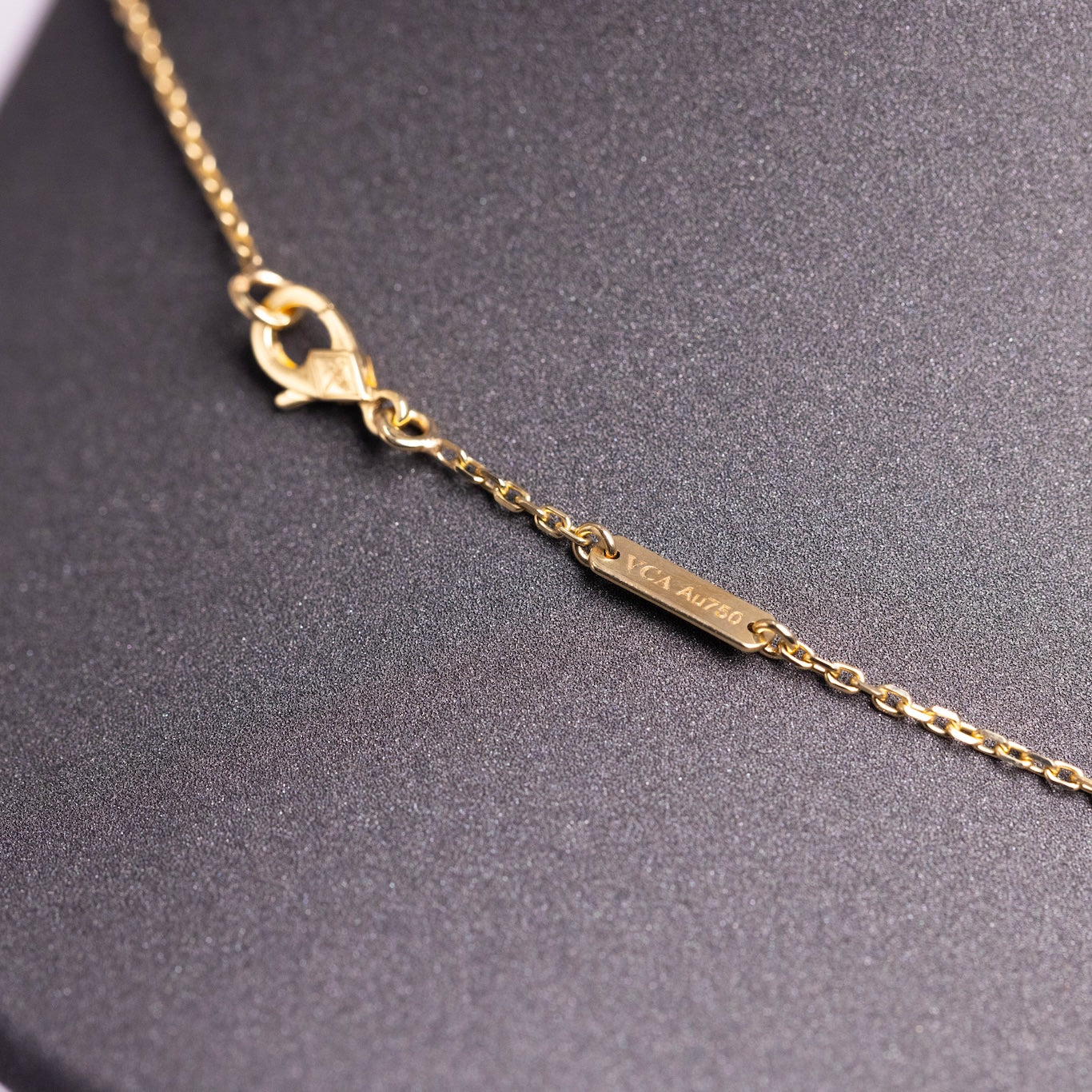 Van Cleef & Arpels Vintage Alhambra Pendant Full Diamonds 18K Yellow Gold