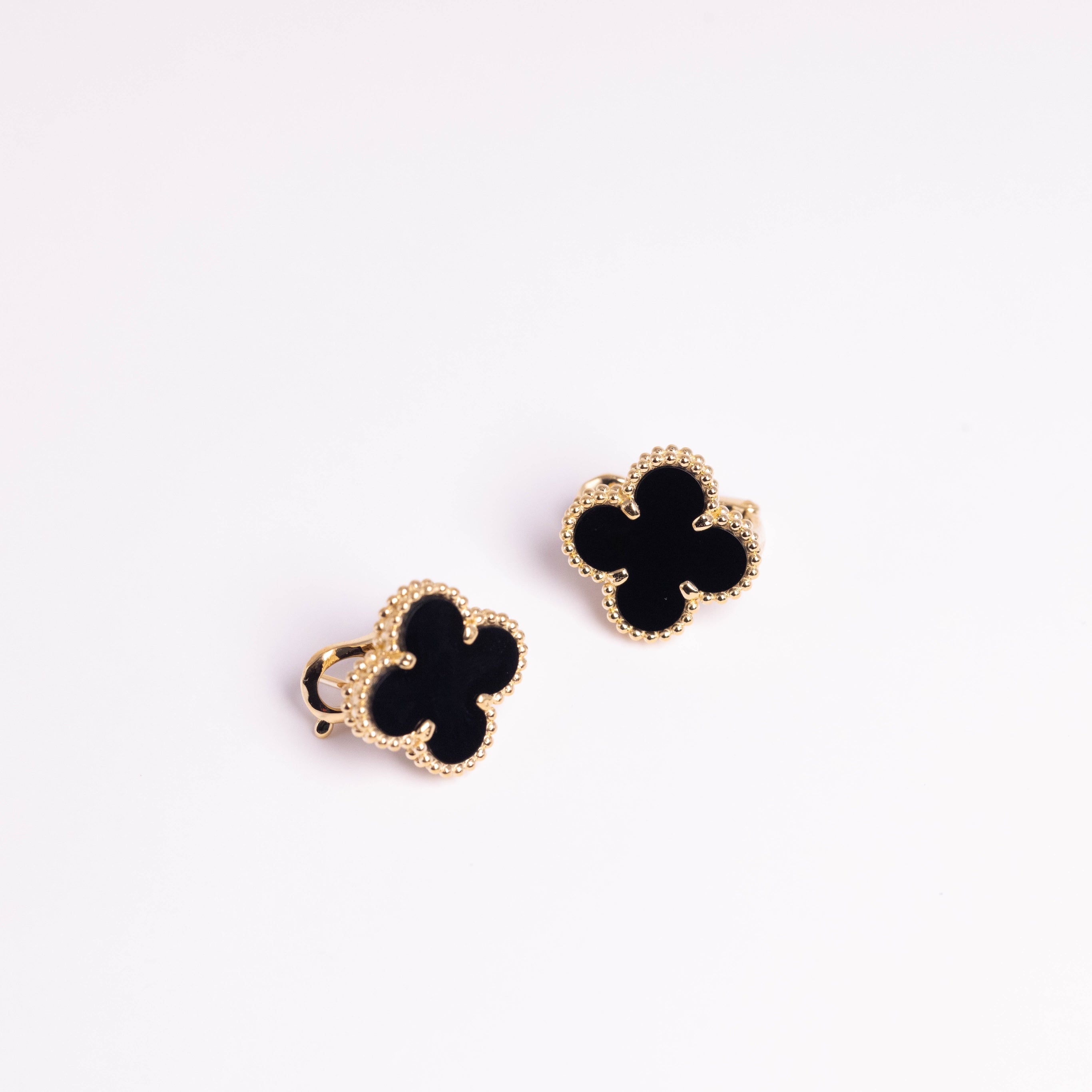 Van Cleef & Arpels Vintage Alhambra Earrings Onyx 18K Yellow Gold