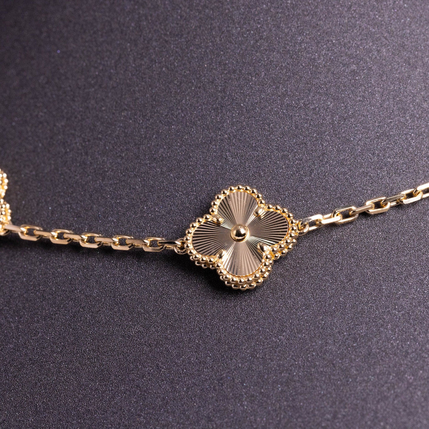 Van Cleef &amp; Arpels Collar Vintage Alhambra 10 Motivos Oro amarillo de 18 quilates