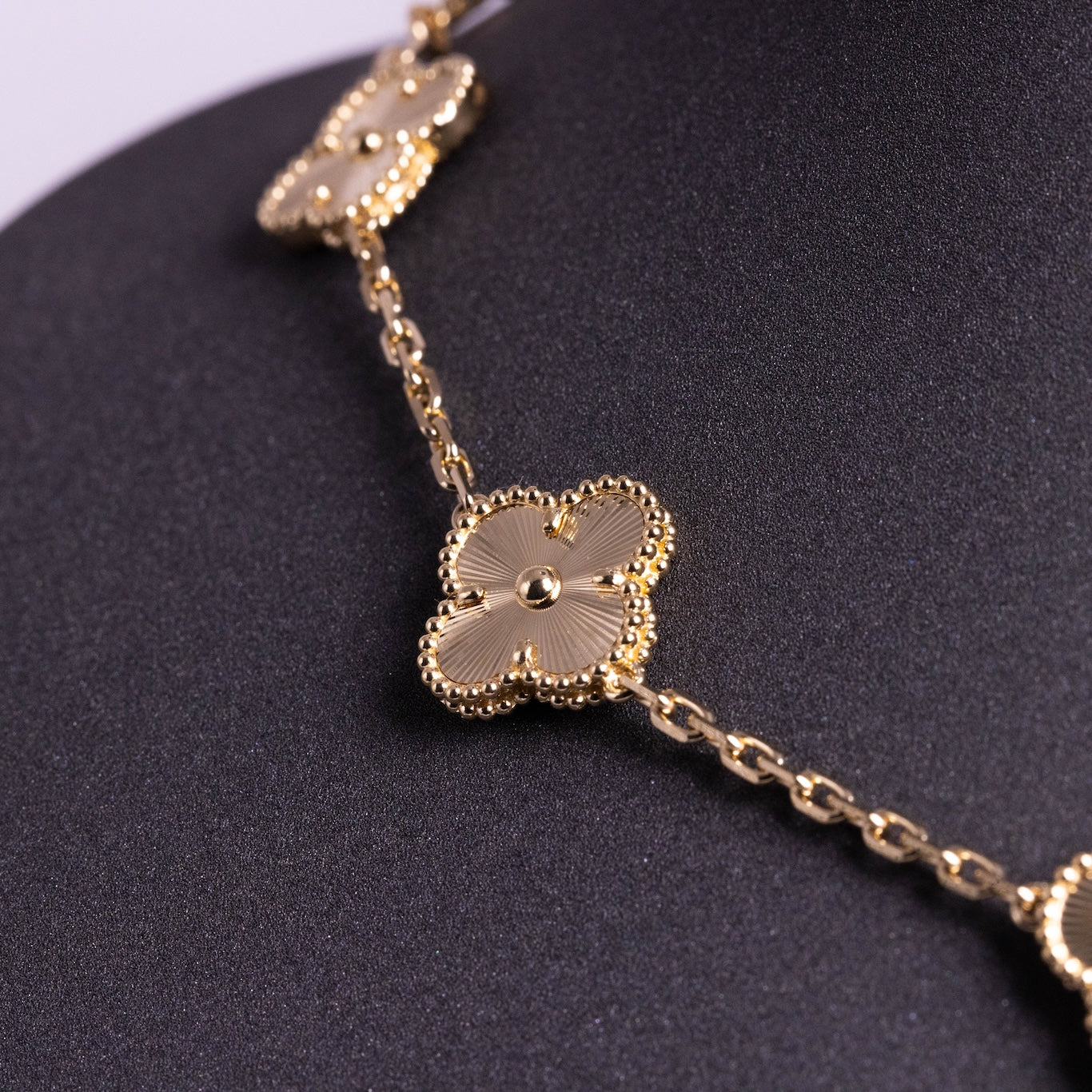 Van Cleef &amp; Arpels Collar Vintage Alhambra 10 Motivos Oro amarillo de 18 quilates