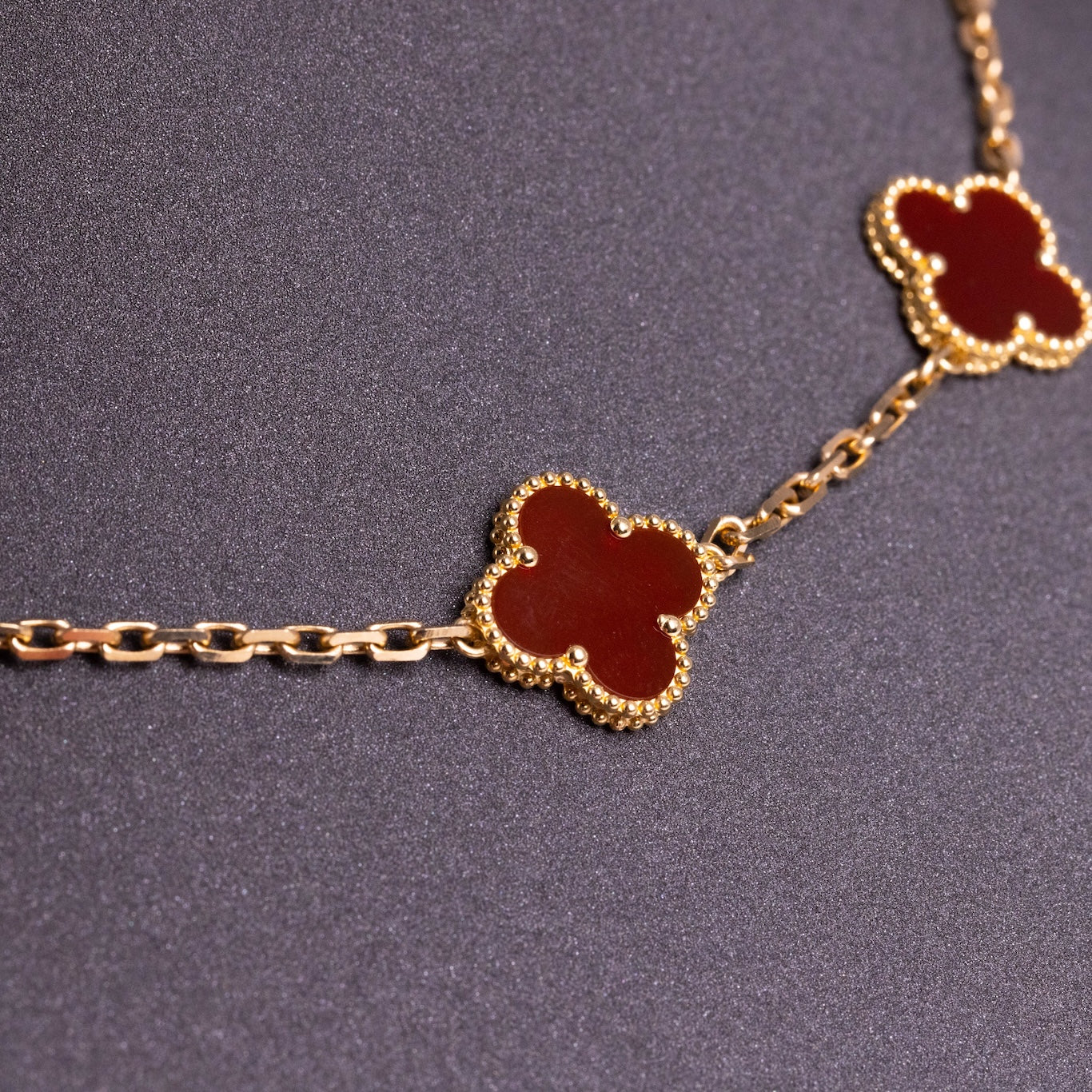 Van Cleef & Arpels Vintage Alhambra Necklace 10 Motifs Carnelian 18K Yellow Gold