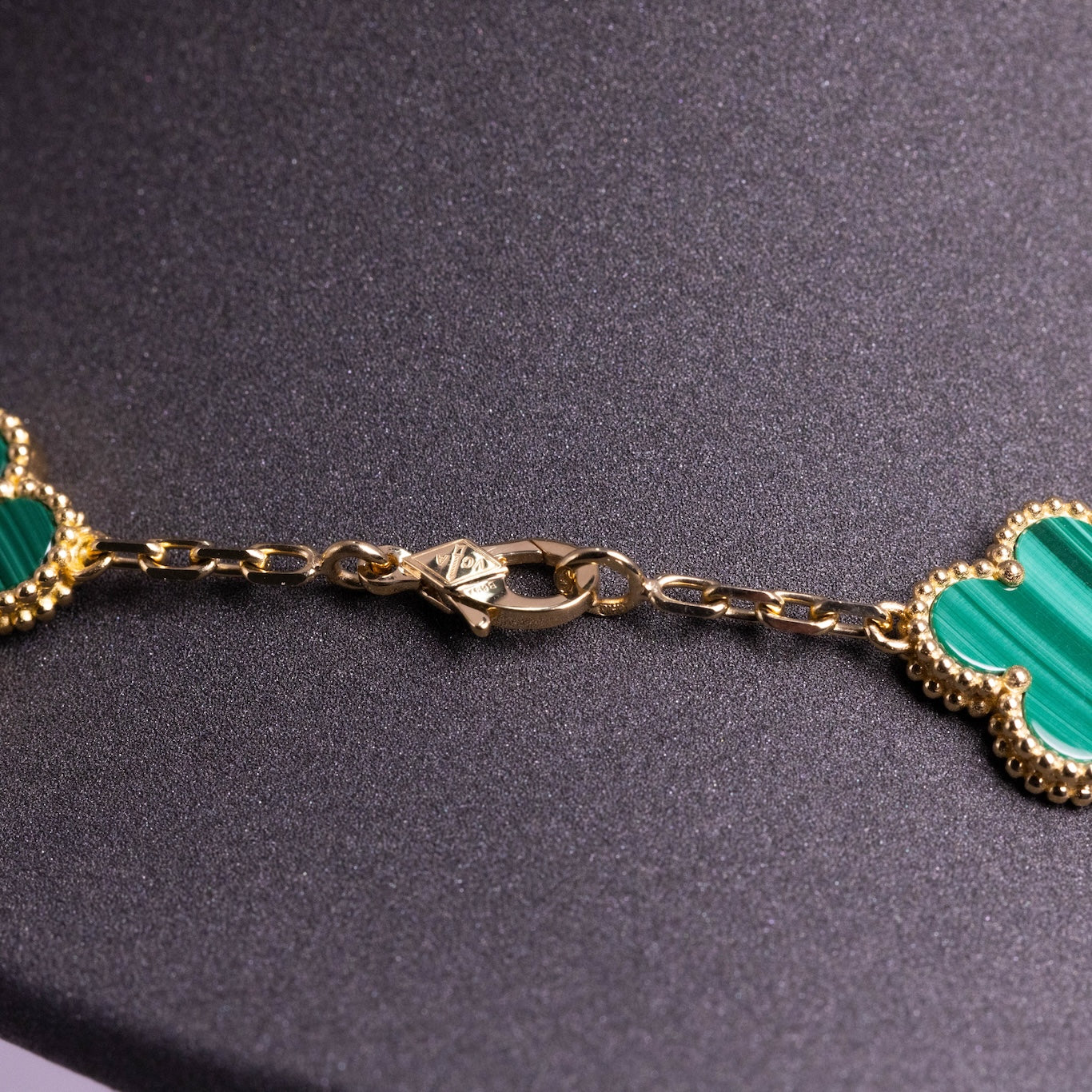 Van Cleef &amp; Arpels Collar Vintage Alhambra 10 Motivos Malaquita Oro amarillo de 18 quilates