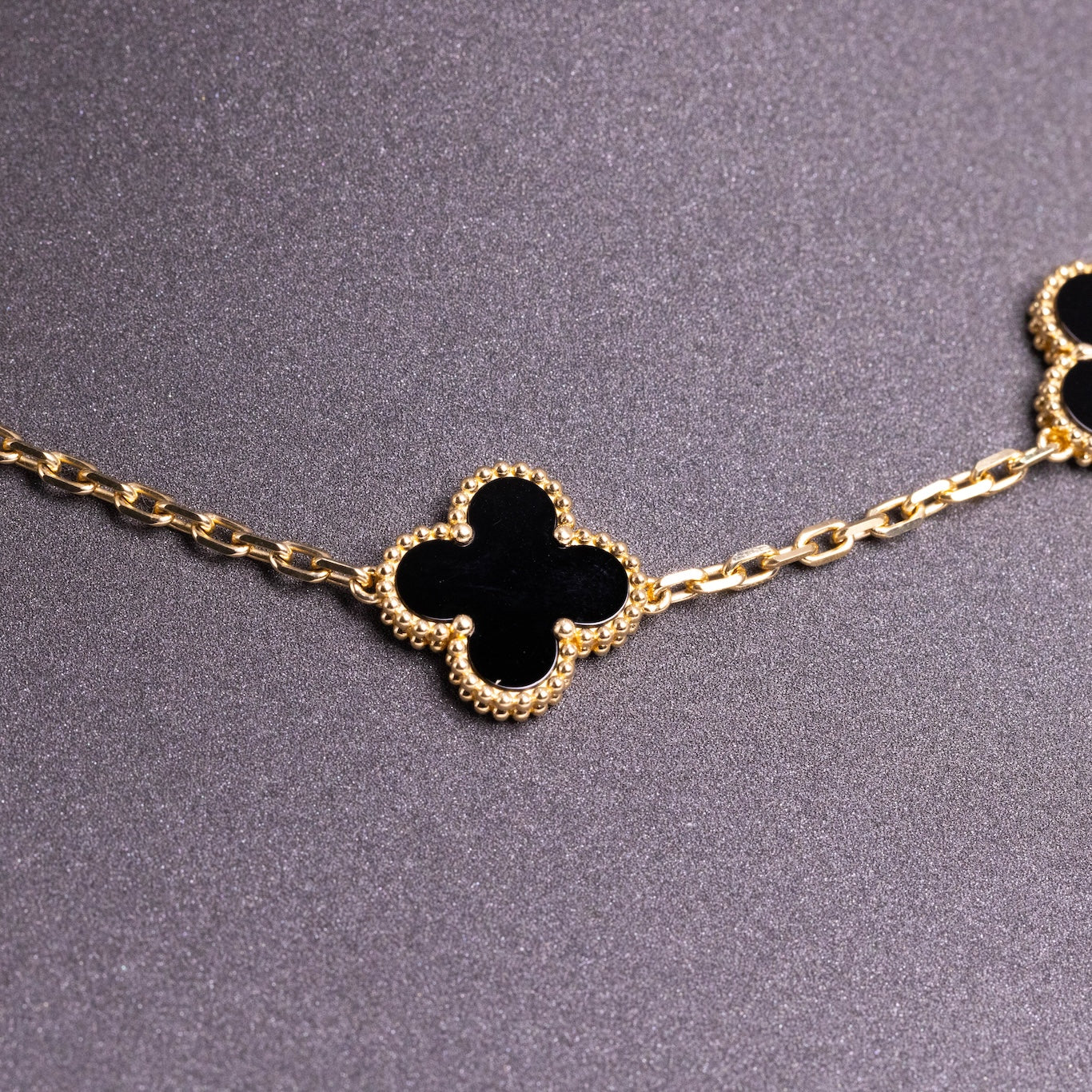 Van Cleef & Arpels Vintage Alhambra Necklace 10 Motifs Onyx 18K Yellow Gold