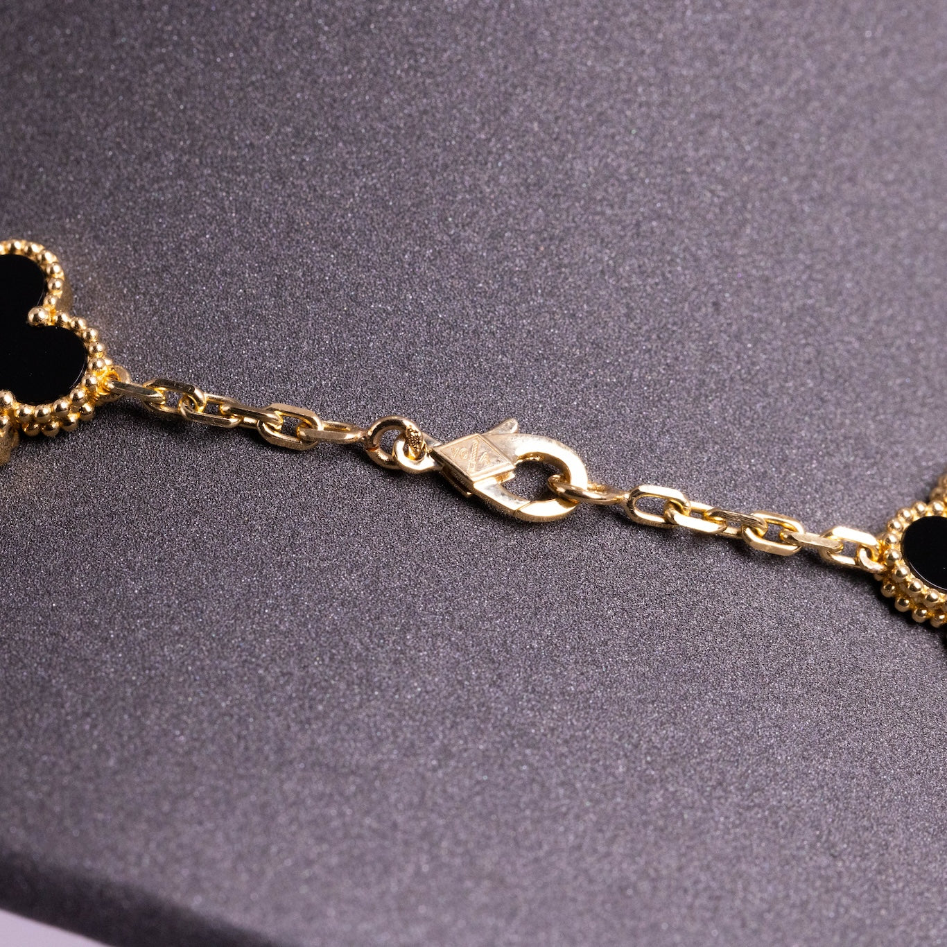 Van Cleef & Arpels Vintage Alhambra Necklace 10 Motifs Onyx 18K Yellow Gold