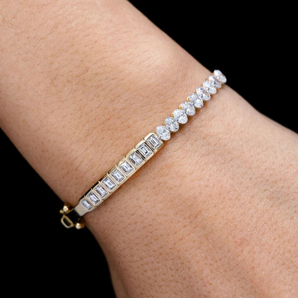 Erkals Jewellers Bezel Set Baguette And Oval Diamond Bangle Bracelet 18K Gold 1.85ctw