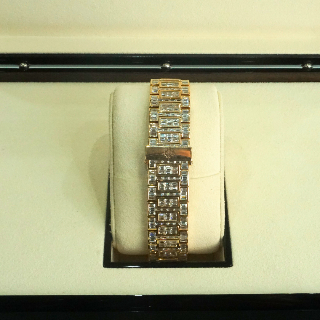 Patek Philippe Nautilus 5711-1R Diamond Baguette 18K Rose Gold
