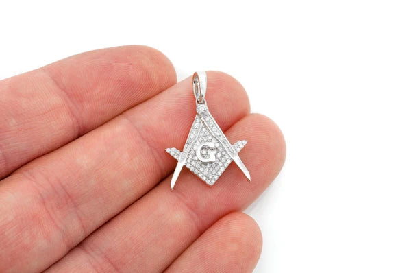 Erkals Jewellers Masonic Symbol G Freemason Pendant 18K Gold 0.45ctw