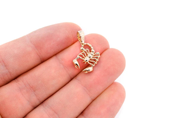 Erkals Jewellers Scorpion Solid Pendant 18K Gold