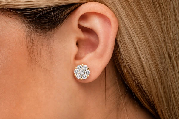 Erkals Jewellers Flower Stud Earrings 18K Gold 4.00ctw