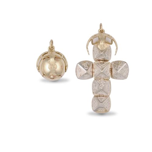 9ct Yellow Gold Masonic Ball - Silver interior