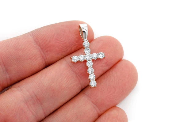 Erkals Jewellers Solitaire Cross Pendant 18K Gold Diamond 1.00ctw