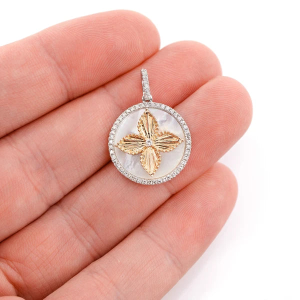 Erkals Jewellers 4 Petal Flower Disc Pendant 18K Gold 3.71ctw
