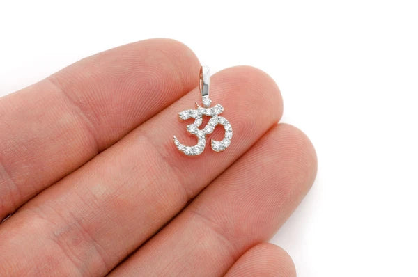 Erkals Jewellers Small Om Pendant 18K Gold Diamond 0.33ctw