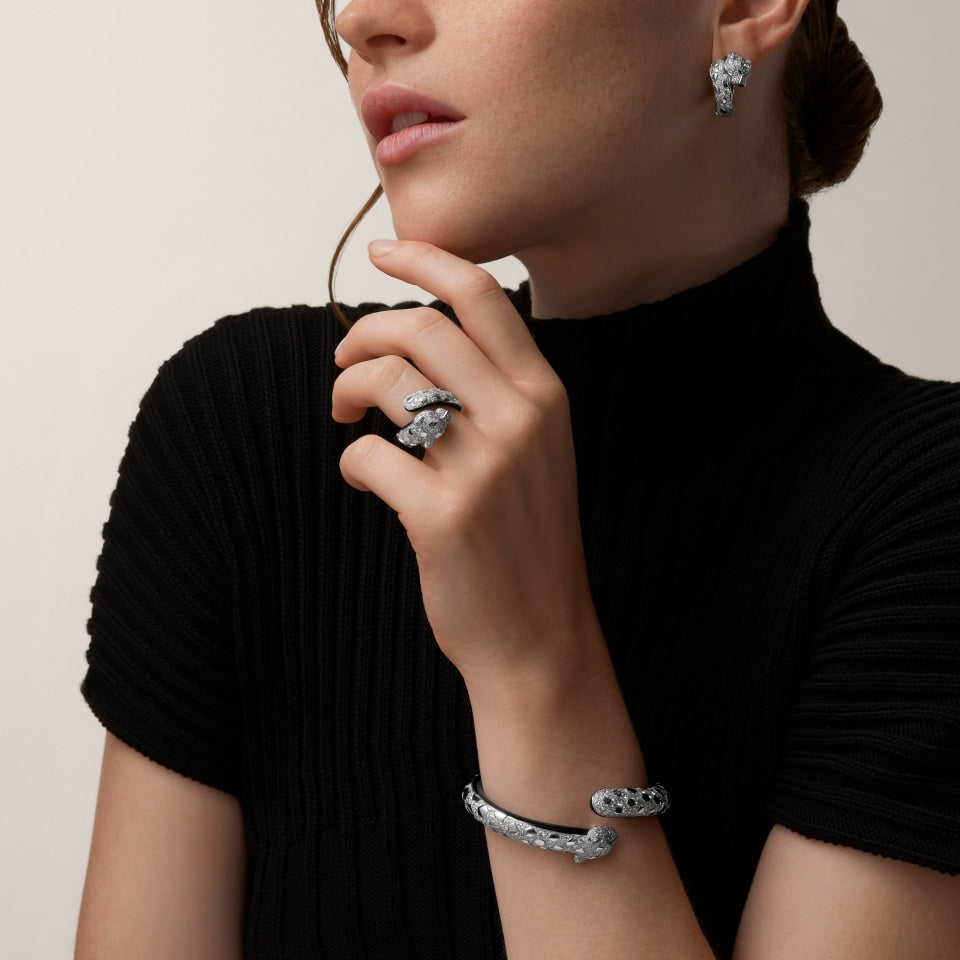 Cartier Panthère de Cartier Earrings White Gold Diamonds Emeralds Onyx